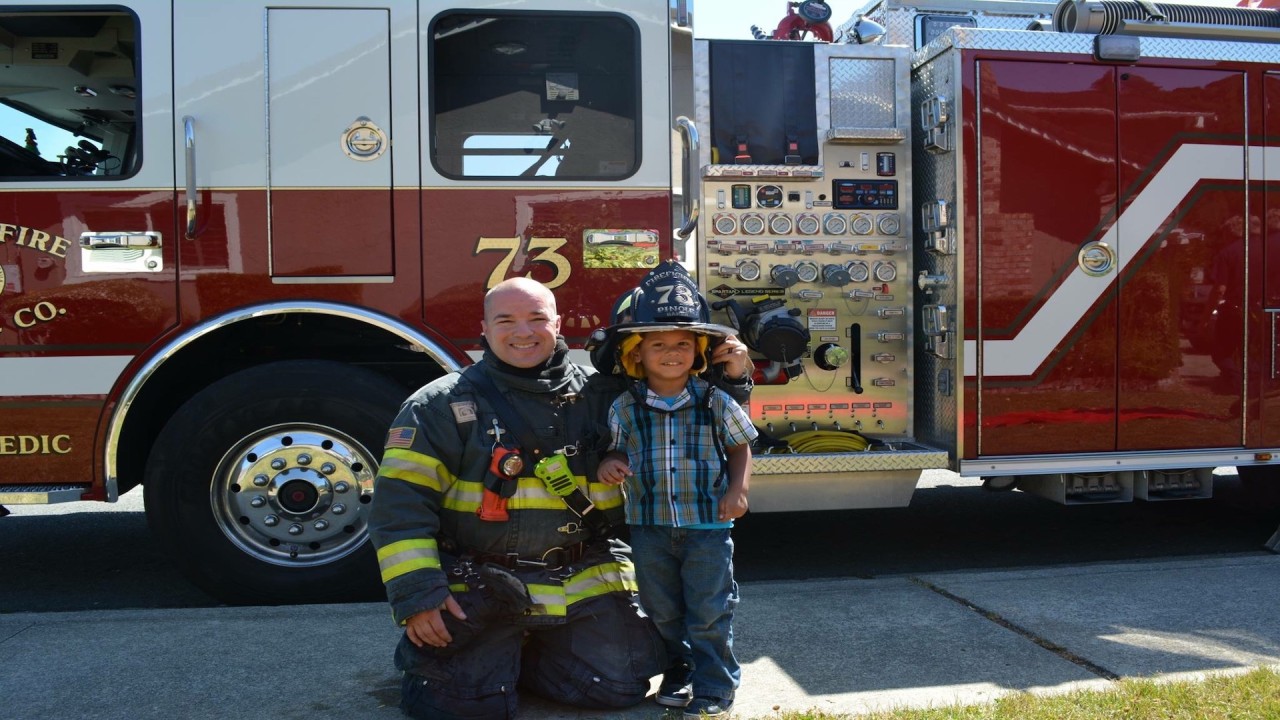 Firefighter Mentorship (Photo Credits: Author)